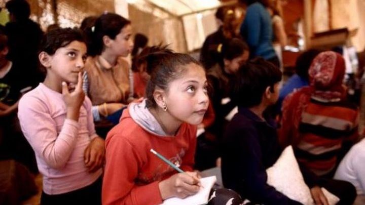Διεθνής Οργανισμός Μετανάστευσης – Συνολικά 2.800 παιδιά προσφύγων και μεταναστών παρακολούθησαν φέτος μαθήματα στα ελληνικά σχολεία