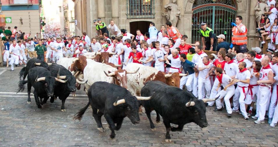 Όποιος μπλέκει με τις «ταυρομαχίες»… τραυματίζεται άσχημα – ΦΩΤΟ