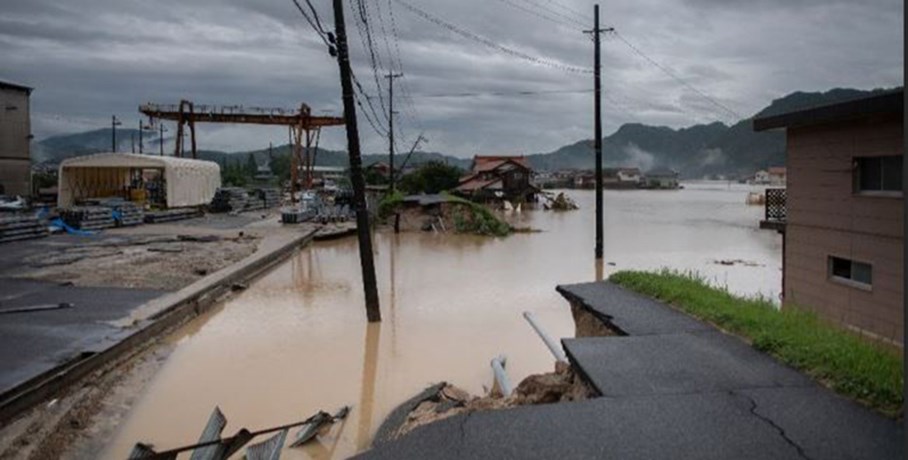 Συγκλονίζουν οι εικόνες από την Ιαπωνία –  62 νεκροί και 44 αγνοούμενοι είναι ο τραγικός απολογισμός από τη θεομηνία – ΒΙΝΤΕΟ – ΦΩΤΟ