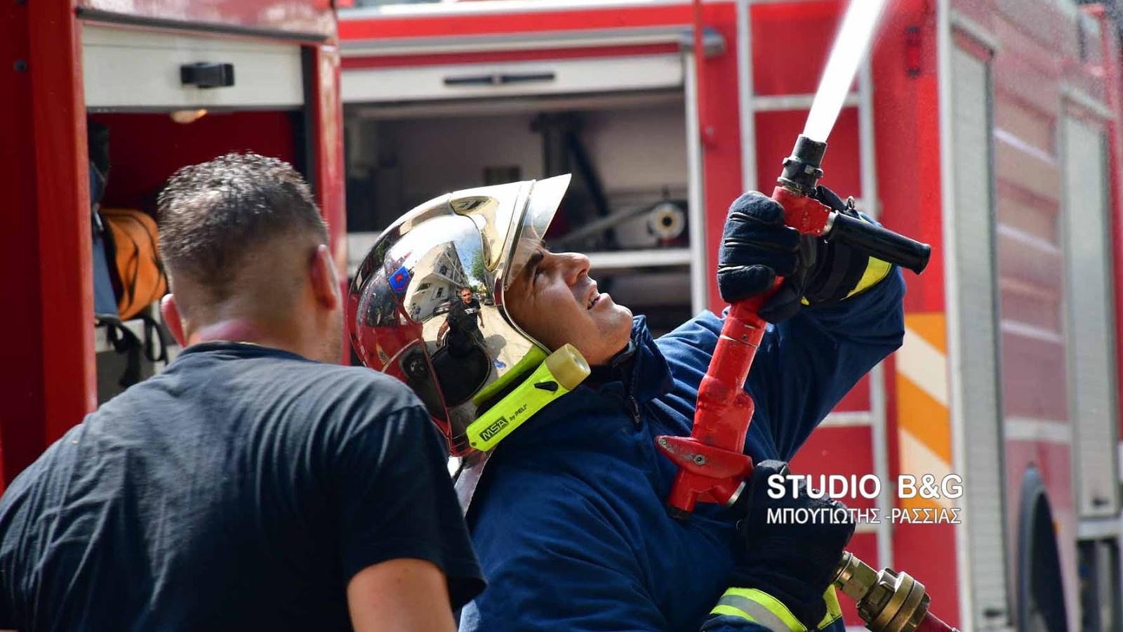 Αναστάτωση στο Ναύπλιο – Φωτιά σε εστιατόριο – ΦΩΤΟ – ΒΙΝΤΕΟ