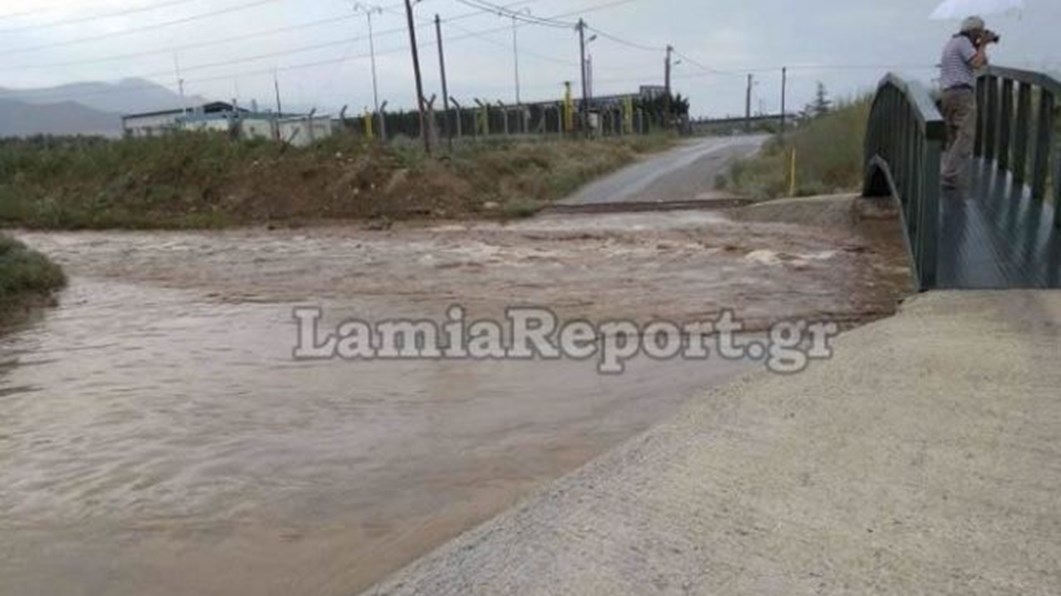 Τρελό μπουρίνι στη Φθιώτιδα – Που πρέπει να είναι προσεκτικοί οι οδηγοί – ΦΩΤΟ – ΒΙΝΤΕΟ