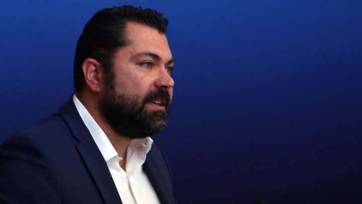 Κρέτσος για το γύρισμα-ντροπή στον ιερό βράχο της Ακρόπολης: Άλλο ο Παρθενώνας, κι άλλο η Μύκονος -ΒΙΝΤΕΟ