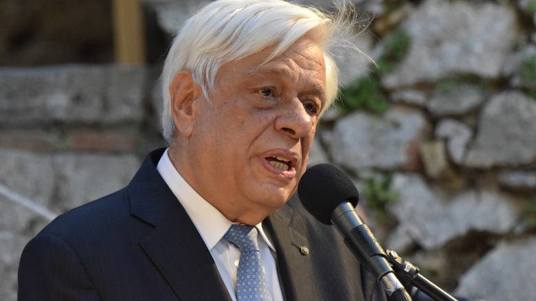 Ο Προκόπης Παυλόπουλος εγκαινίασε το 4ο Διεθνές Θερινό Πανεπιστήμιο στη Σύρο