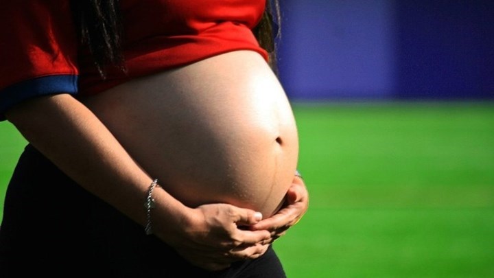 Τι πρέπει να προσέξουν οι μέλλουσες μαμάδες το καλοκαίρι