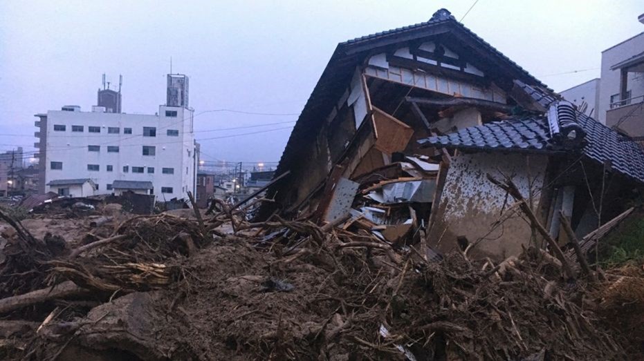 Φονικές πλημμύρες στην Ιαπωνία – Στους 156 οι νεκροί