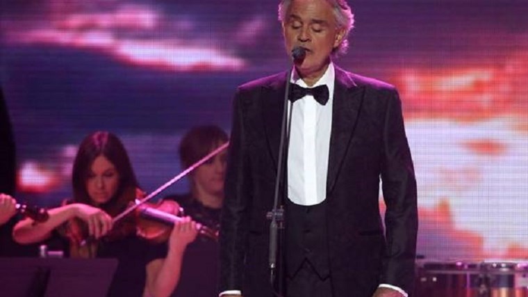 Περιπέτεια για τον Αντρέα Μποτσέλι – Διαρρήκτες εισέβαλαν σπίτι του ενώ ήταν μέσα με την οικογένειά του