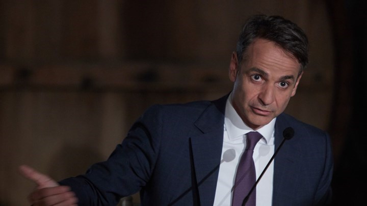 Ευχές για ταχεία ανάρρωση του Κυριάκου Μητσοτάκη στον αρχηγό ΓΕΕΘΑ Ευάγγελο Αποστολάκη