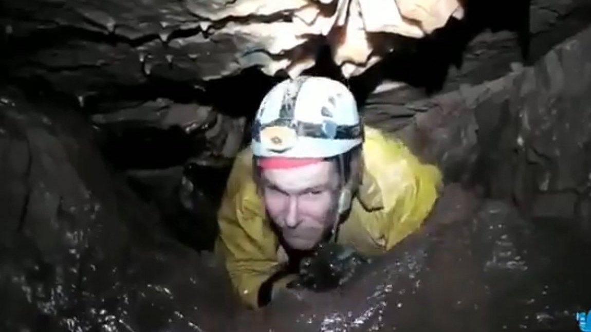ΒΙΝΤΕΟ που κόβει την ανάσα μέσα από το σπήλαιο-λαβύρινθο: Ανατριχίλα από τη διάσωση των παιδιών στην Ταϊλάνδη