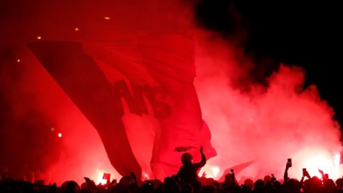 27 άνθρωποι τραυματίστηκαν στη Νίκαια από πυροτεχνήματα στην διάρκεια πανηγυρισμών για την πρόκριση της Γαλλίας στον τελικό του Μουντιάλ