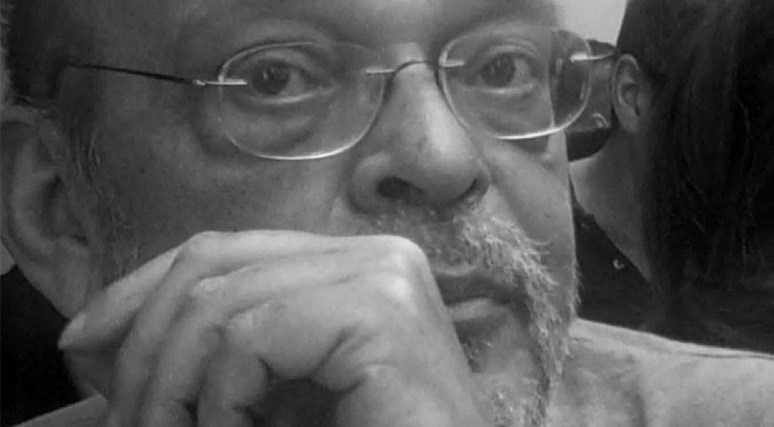 Έφυγε από τη ζωή ο Μάνος Αντώναρος