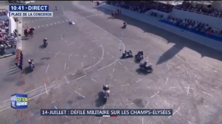 Τα απρόοπτα στην παρέλαση για την Ημέρα της Βαστίλης – ΒΙΝΤΕΟ