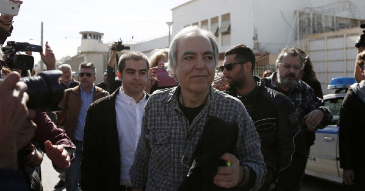 Η ανάρτηση του Έκτορα Κουφοντίνα για τον Θάνο Αξαρλιάν