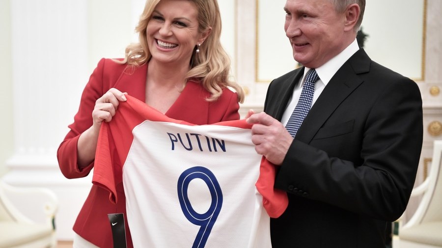 Γοητευμένος ο Πούτιν από την πρόεδρο της Κροατίας – ΦΩΤΟ