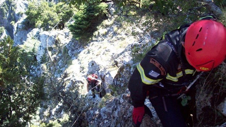 Ηλικιωμένη έπεσε σε γκρεμό στο Λασίθι