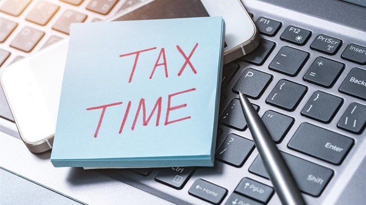 Δέκα ημέρες ακόμα για την “αυλαία” των φορολογικών δηλώσεων: “Βαρύς” ο λογαριασμός για το 39% των φορολογούμενων