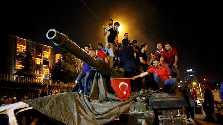 Τουρκία: “Αντιτρομοκρατικό” νομοσχέδιο διαδέχεται το καθεστώς έκτακτης ανάγκης