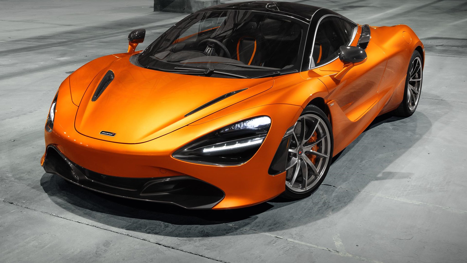 Κατέστρεψε McLaren 300.000 δολαρίων μόλις την αγόρασε