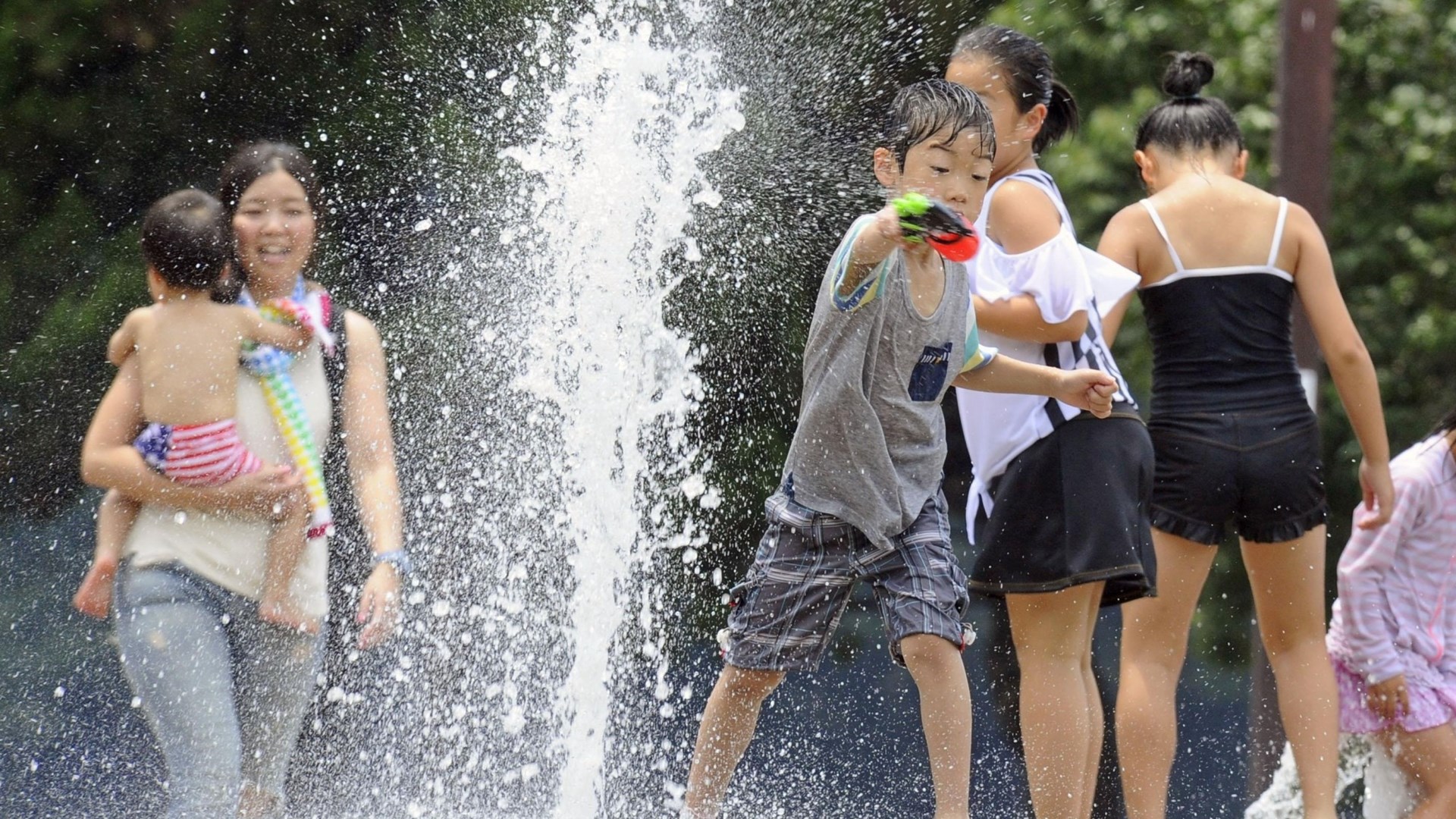 Κύμα καύσωνα πλήττει την Ιαπωνία – Τουλάχιστον 14 νεκροί μέσα σε τρεις ημέρες – ΒΙΝΤΕΟ
