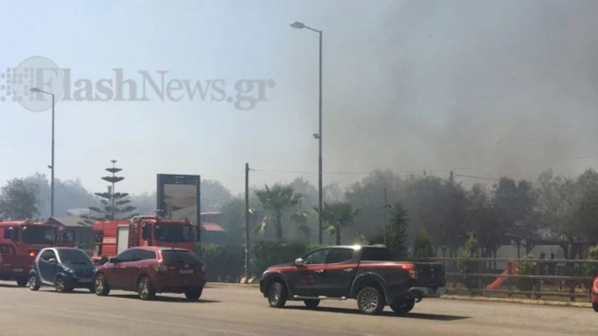 Συναγερμός για μεγάλη φωτιά στο Καλάμι – ΦΩΤΟ