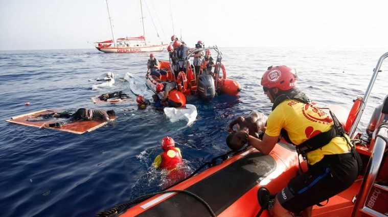 Καταγγελία από ισπανική ΜΚΟ – Η λιβυκή ακτοφυλακή άφησε πρόσφυγες να πεθάνουν