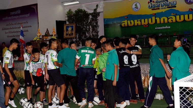 Τα 12 παιδιά μιλούν για το θαύμα της διάσωσής τους από το σπήλαιο στην Ταϊλάνδη