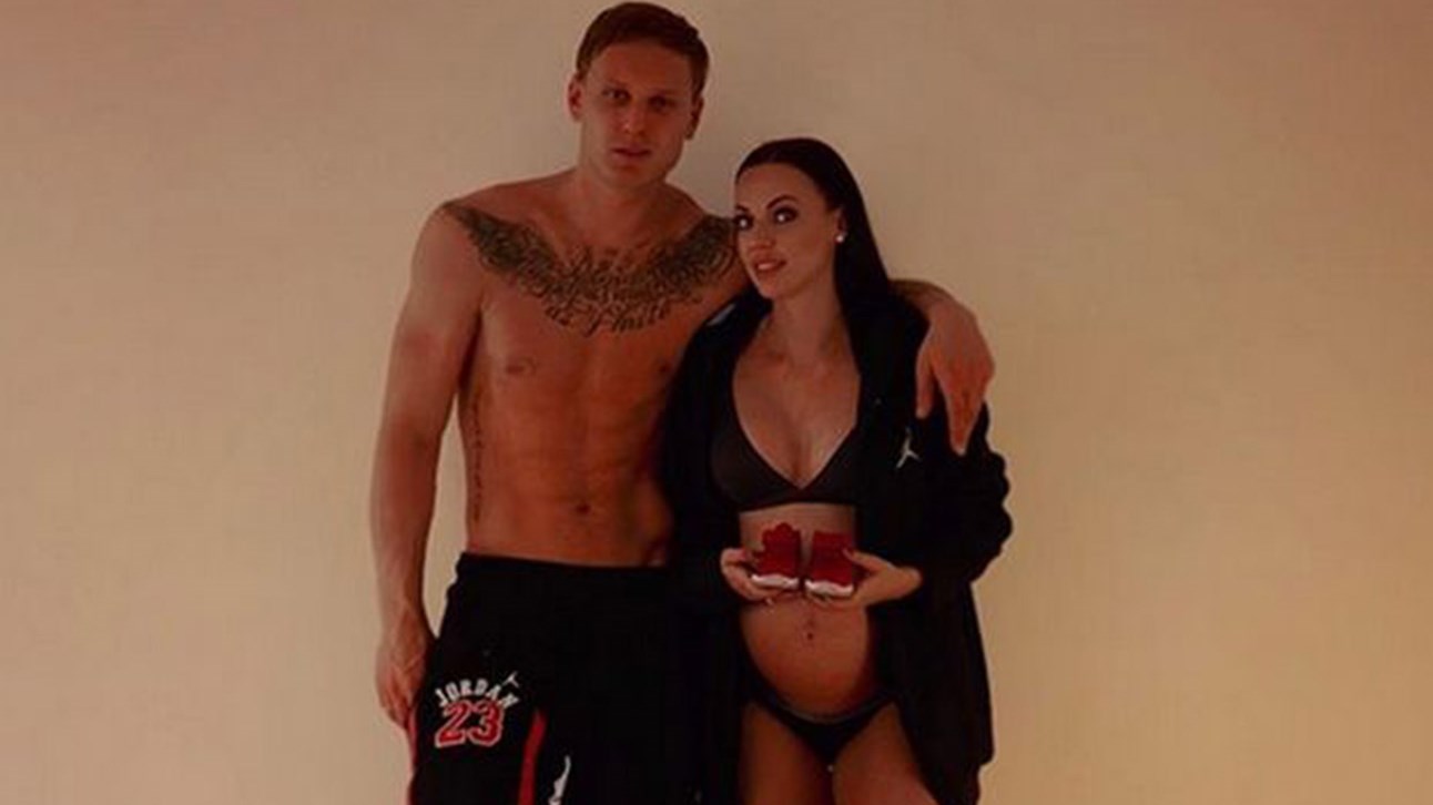 Η εκρηκτική σύζυγος του Τίμα θα βάλει «φωτιά» στις εξέδρες του ΣΕΦ – ΦΩΤΟ