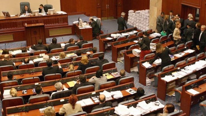 Σύσκεψη στα Σκόπια για το ερώτημα του δημοψηφίσματος