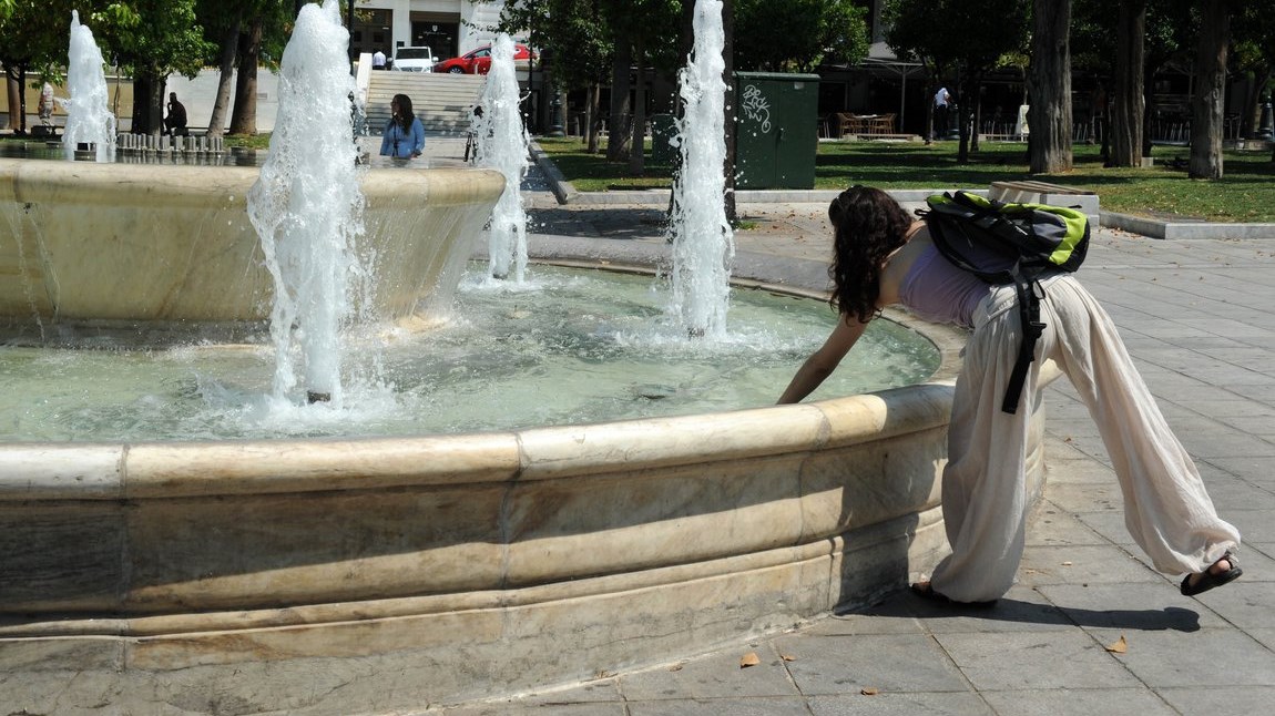 Κυριακή και Δευτέρα ο πρώτος φετινός καύσωνας – Που θα «χτυπήσει»