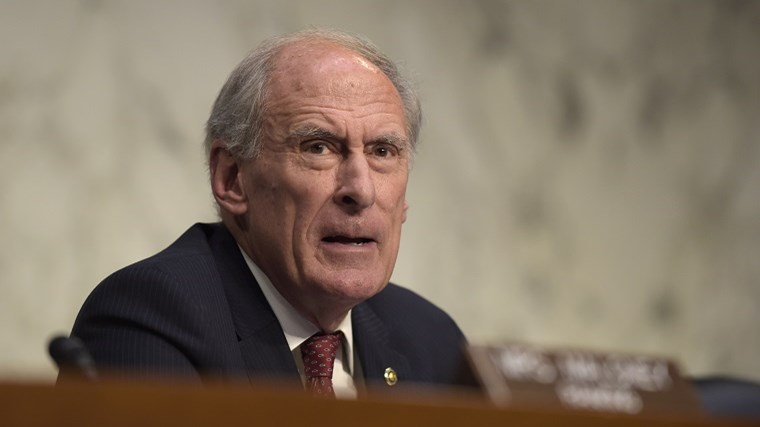 “Βόμβα” από τον διευθυντή  Υπηρεσιών Πληροφοριών των ΗΠΑ: Ίσως ο Πούτιν να ηχογράφησε τη συνάντηση με τον Τραμπ – ΒΙΝΤΕΟ