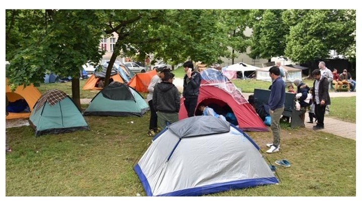 Χιλιάδες πρόσφυγες «εγκλωβισμένοι» στα Βαλκάνια – Αυξημένες 122% οι αφίξεις στην Ελλάδα