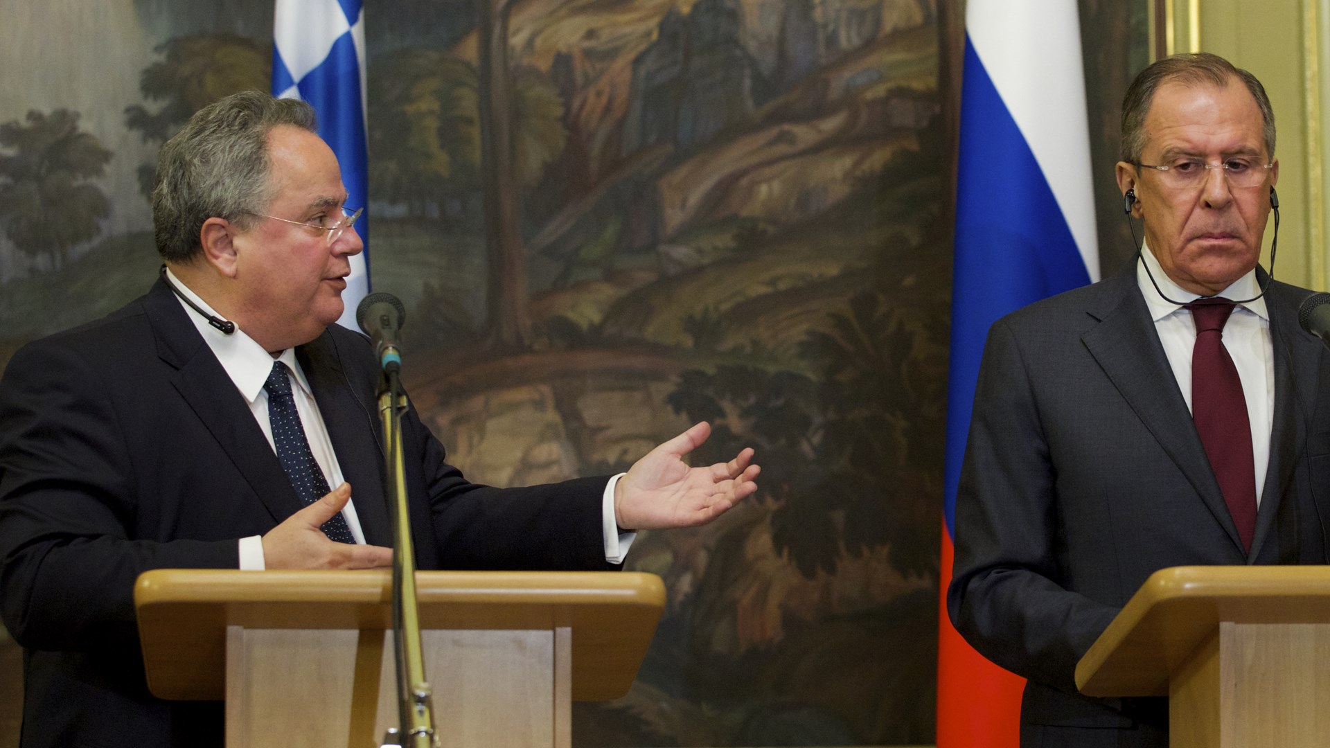 Τρία “αγκάθια” στις σχέσεις με τη Μόσχα