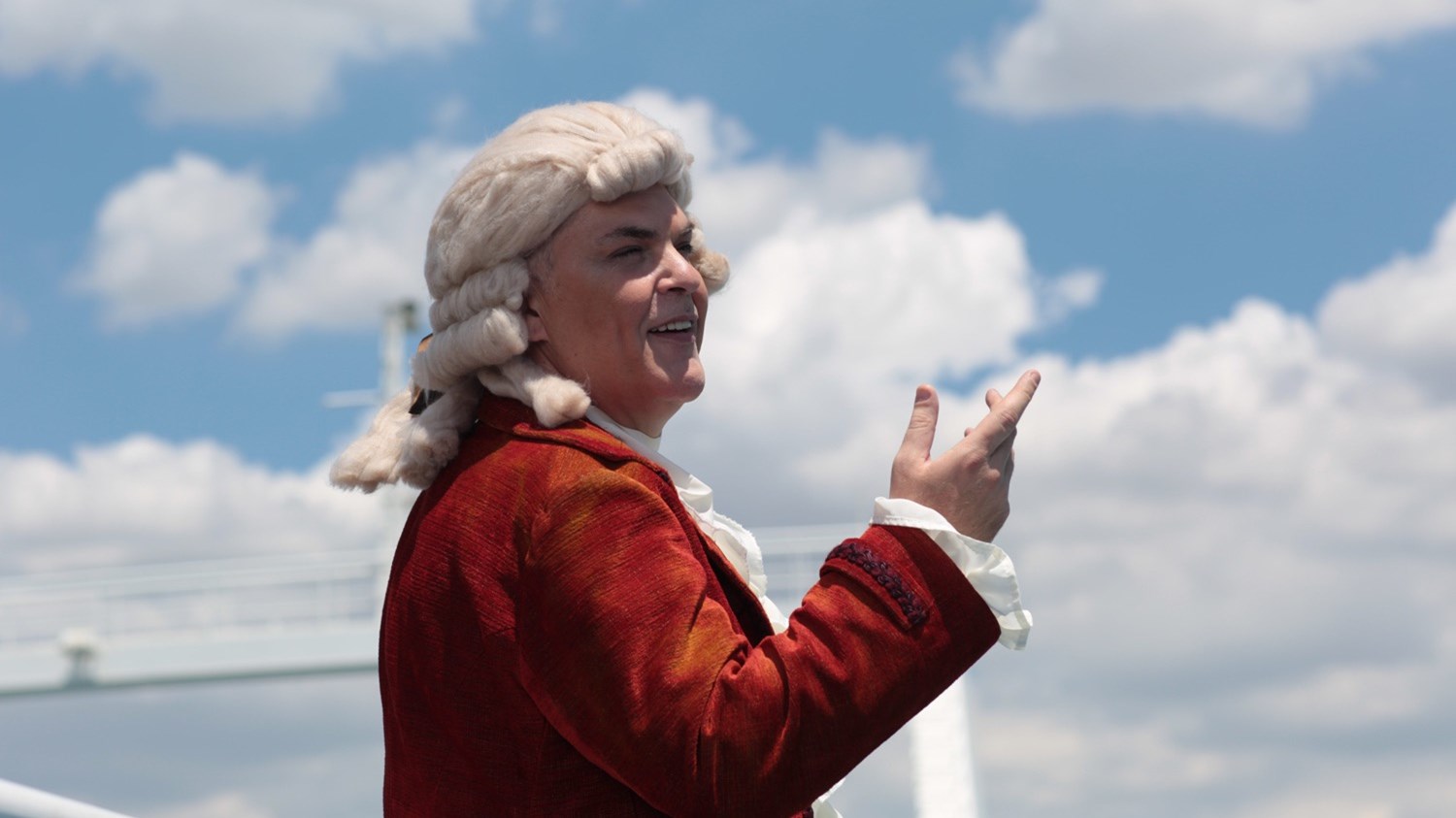 Έρχεται το «Amadeus» στον Πειραιά και εμείς μπήκαμε στη φωτογράφιση