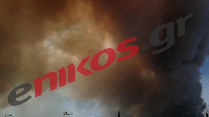 Διακοπές ρεύματος στη Κινέτα λόγω της φωτιάς