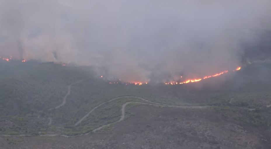 Η καταστροφή της Αττικής από ψηλά- Εικόνες από το ελικόπτερο του υπουργείου Εθνικής Άμυνας- ΒΙΝΤΕΟ