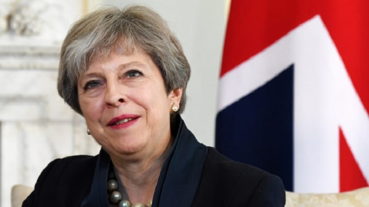 Η Τερέζα Μέι αναλαμβάνει η ίδια το πόστο του υπουργού αρμόδιου για το Brexit