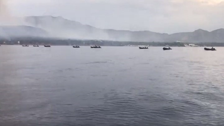 Μέχρι την Μακρόνησο ψάχνουν νεκρούς από τη φονική πυρκαγιά- ΒΙΝΤΕΟ