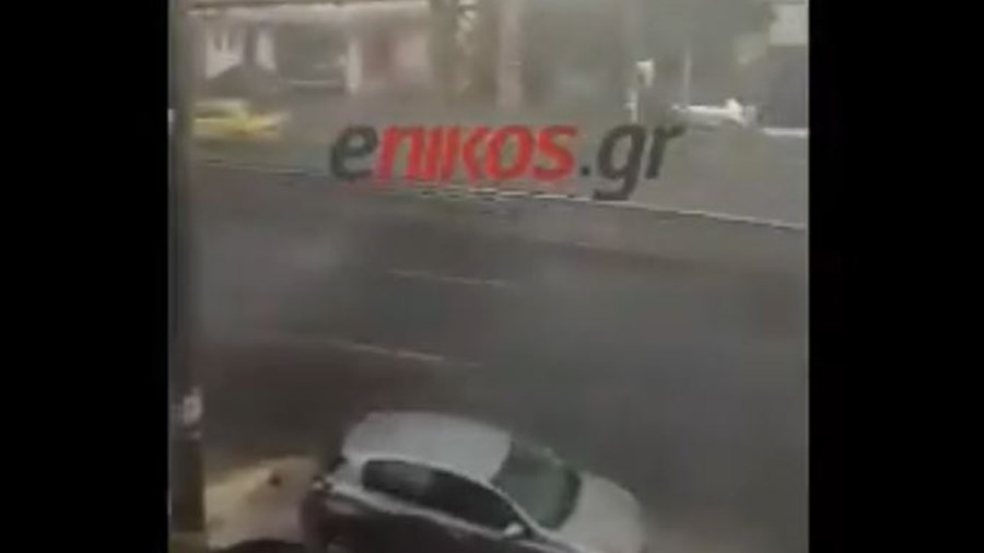 Σφοδρή καταιγίδα στα βόρεια προάστια της Αττικής – ΤΩΡΑ