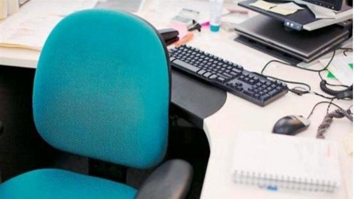 Αποσύρθηκε μετά τον σάλο τροπολογία που έδινε αυξήσεις 60% στις διοικήσεις των ΔΕΚΟ