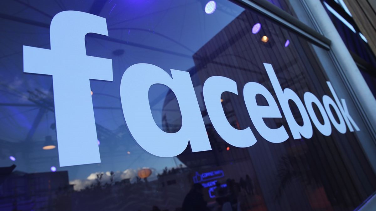 Πρωτοφανής πτώση 124 δισ. δολαρίων της χρηματιστηριακής αξίας του Facebook