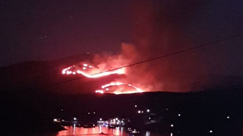 Υπό έλεγχο η μεγάλη πυρκαγιά που ξέσπασε στην Κύθνο