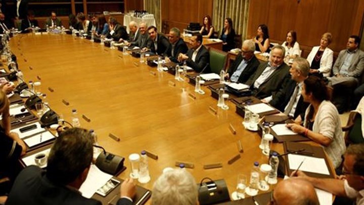 Έκτακτο υπουργικό συμβούλιο συγκαλεί ο Τσίπρας