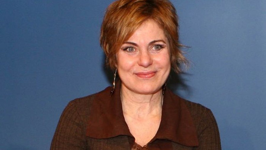 Συγκίνηση στην Επίδαυρο – Αφιέρωσαν παράσταση στην ηθοποιό Χρύσα Σπηλιώτη – ΒΙΝΤΕΟ