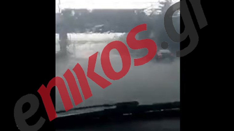Προβλήματα στους δρόμους από την ξαφνική καταιγίδα – ΒΙΝΤΕΟ αναγνώστη
