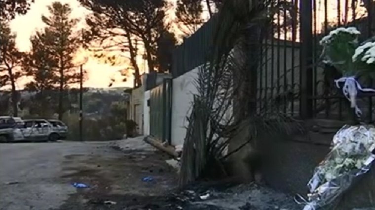 Ένα λουλούδι για τα 9χρονα δίδυμα αγγελούδια που χάθηκαν στην πύρινη λαίλαπα – ΒΙΝΤΕΟ