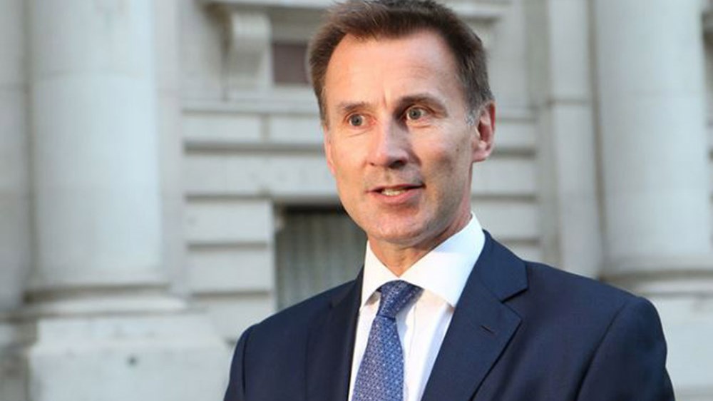 Ο επικεφαλής της βρετανικής διπλωματίας Τζέρεμι Χαντ επισκέπτεται Πεκίνο, Παρίσι και Βιέννη με φόντο το Brexit