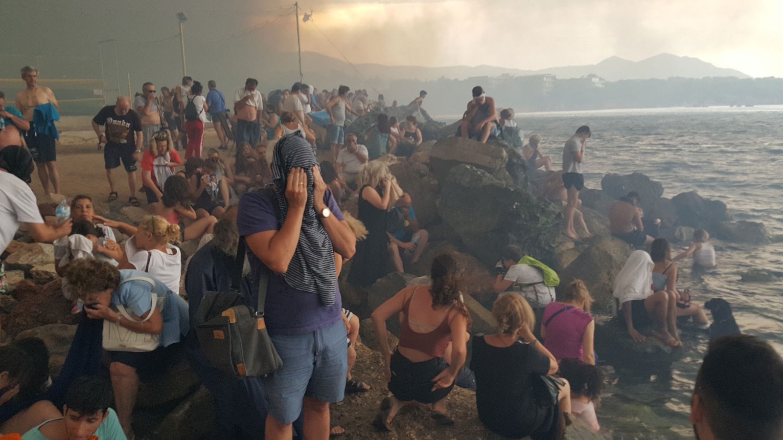 Νέα συγκλονιστικά βίντεο από την πύρινη κόλαση στο Μάτι