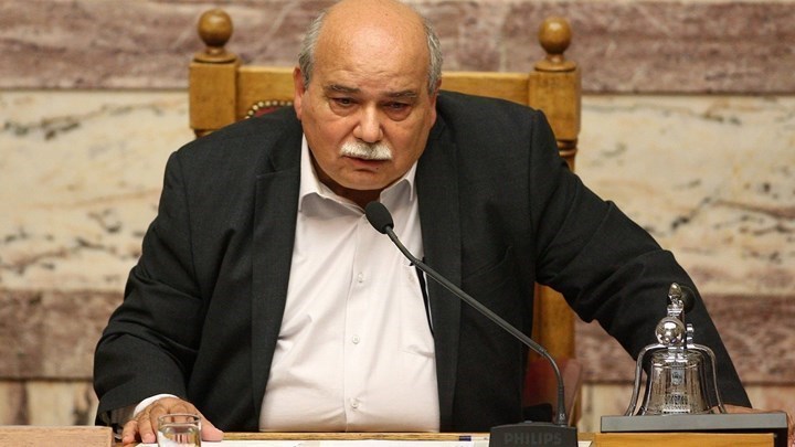 Βούτσης: Άγγελε, Δημήτρη να σας δούμε γρήγορα στην πατρίδα και να σας σφίξουμε στην αγκαλιά μας