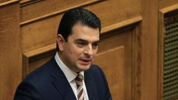 Σκρέκας: Δεν μπορούμε να επιτρέψουμε στην κυβέρνηση να χρησιμοποιήσει ως επικοινωνιακό πυροτέχνημα την τροπολογία για τις κατεδαφίσεις