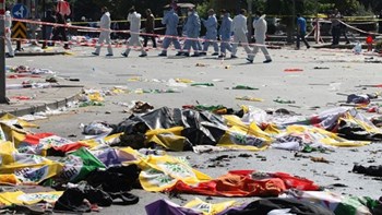 Ισόβια σε 9 κατηγορούμενους για τη βομβιστική επίθεση μπροστά από τον σιδηροδρομικό σταθμό στην Άγκυρα το 2015