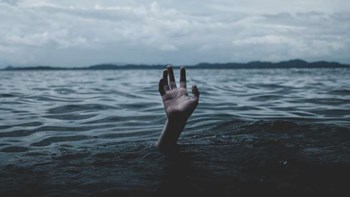 Νεκρός εντοπίστηκε 75χρονος σε παραλία της Ζαχάρως